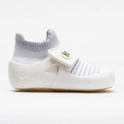 Jbrds Stand2Walk -Famous Sneaker Store 121402 4 3